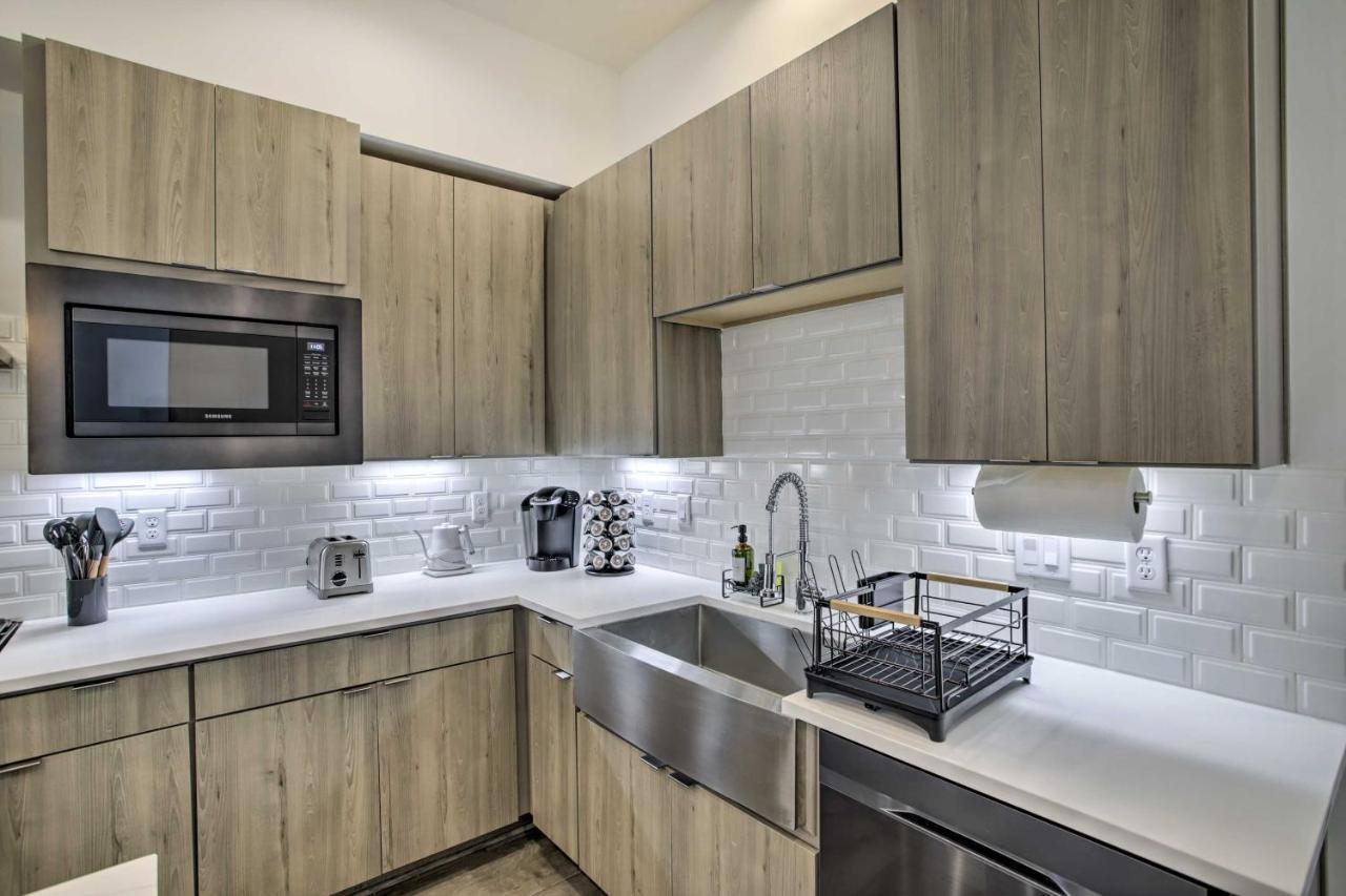 Newly-Built Luxury Galleria Area Townhome! Houston Kültér fotó