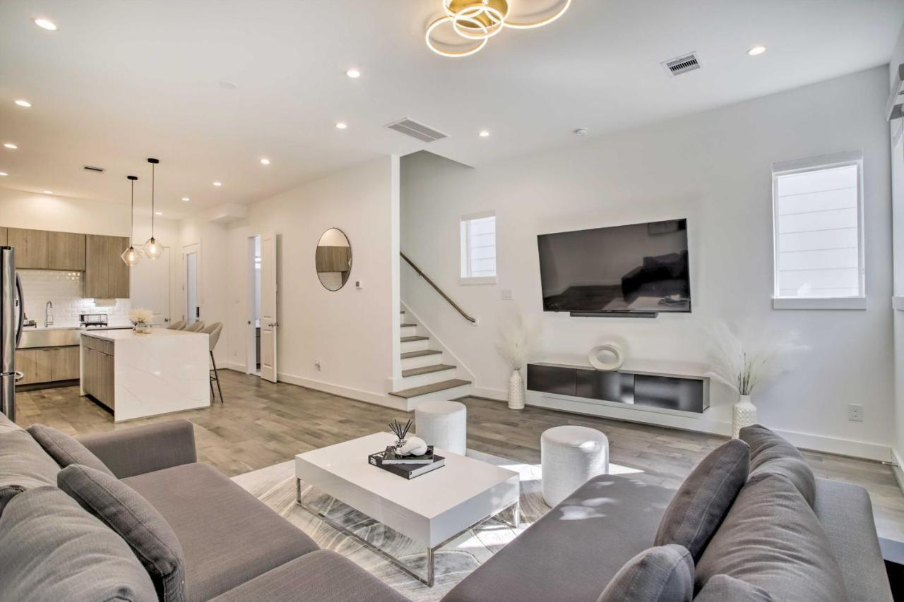 Newly-Built Luxury Galleria Area Townhome! Houston Kültér fotó