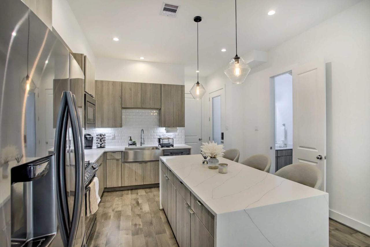 Newly-Built Luxury Galleria Area Townhome! Houston Kültér fotó