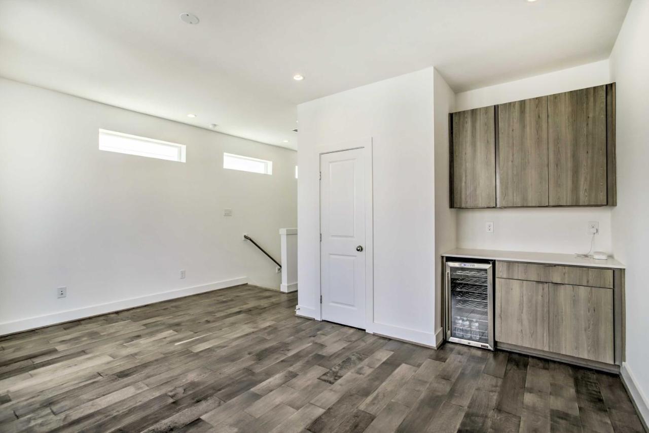 Newly-Built Luxury Galleria Area Townhome! Houston Kültér fotó